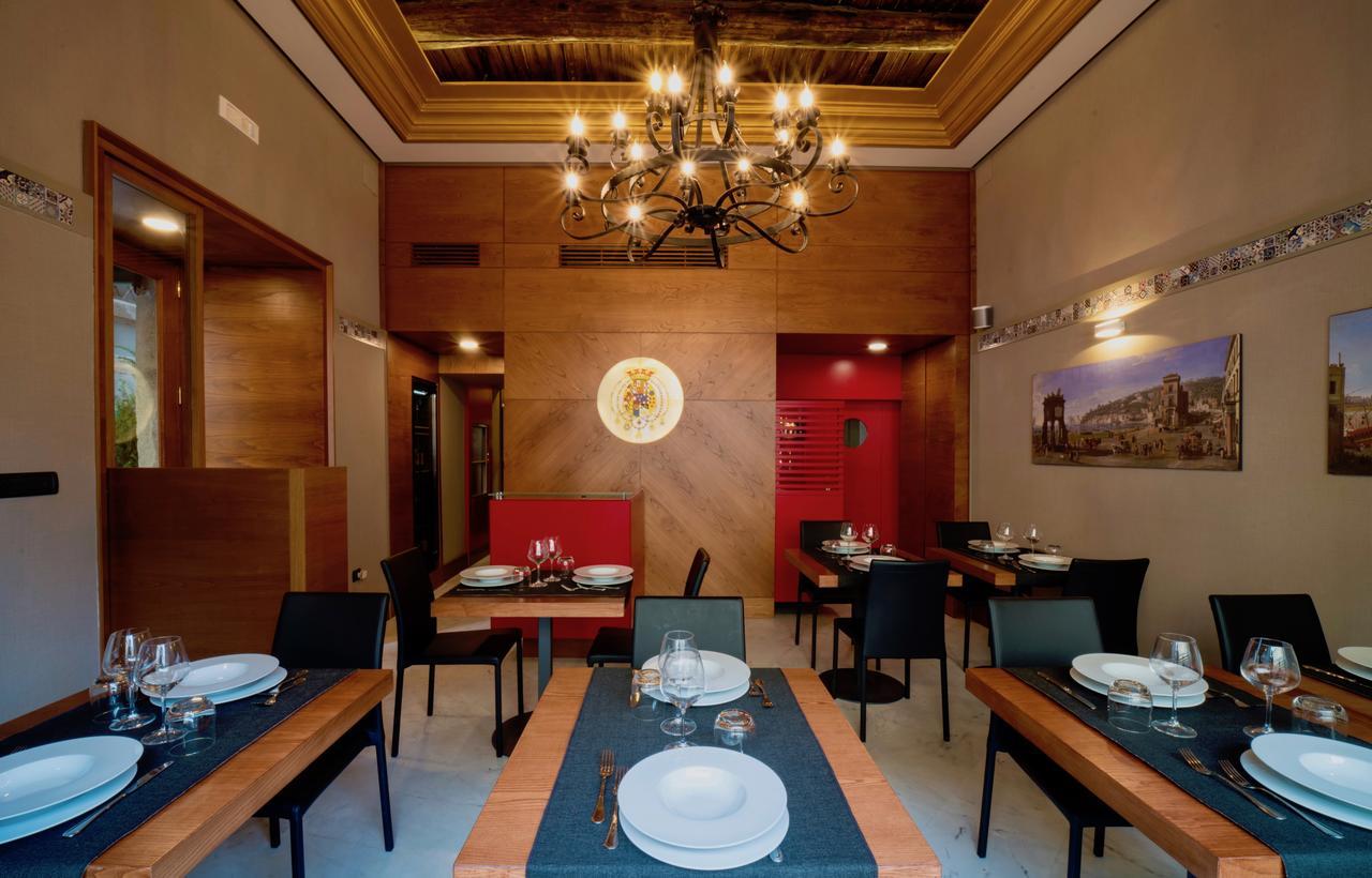 Couette-café Napolart Naples